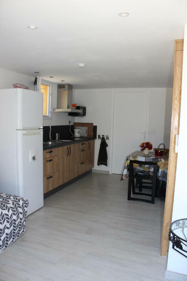 Claude Et Marie-france Apartment